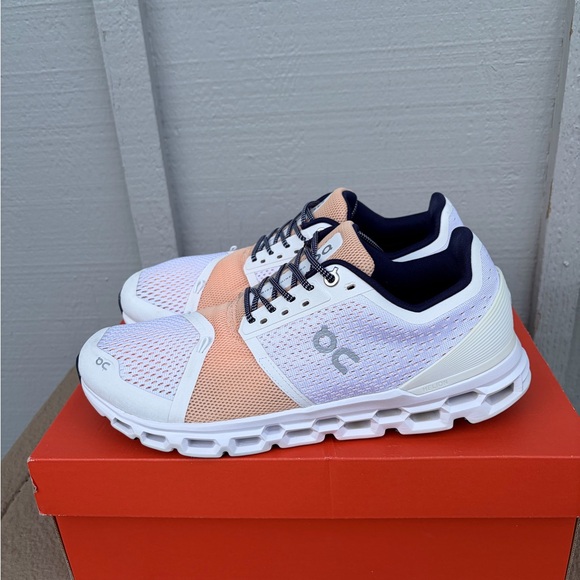 On Running Shoes - Women’s On Running Cloudstratus Athletic Shoes